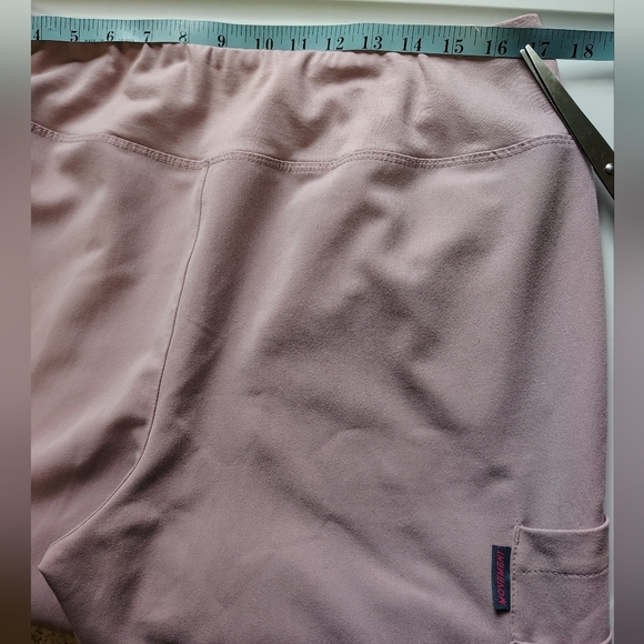 Movement by Butter Soft Masha scrub pants high rise, size M,L,straight, stretch. - Picture 10 of 17